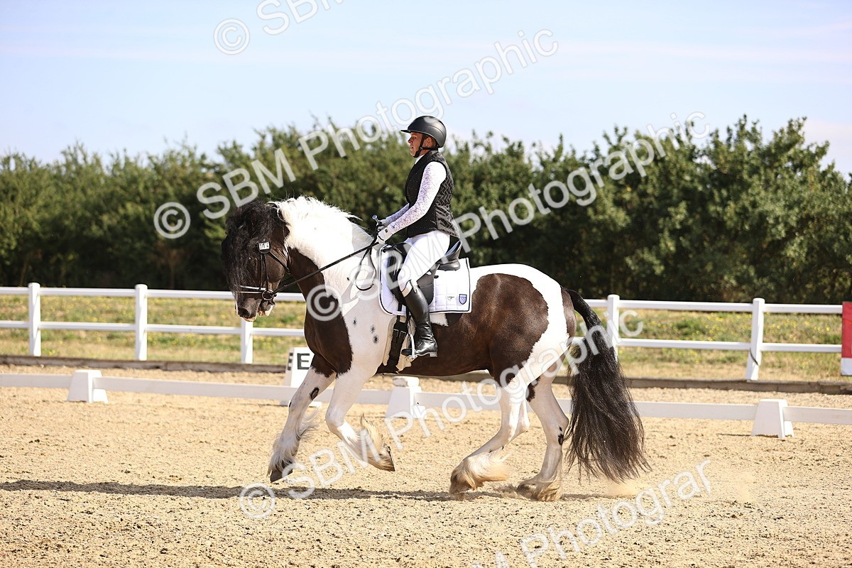 SBM_008636 - Novice 5 - 08.30-9.33