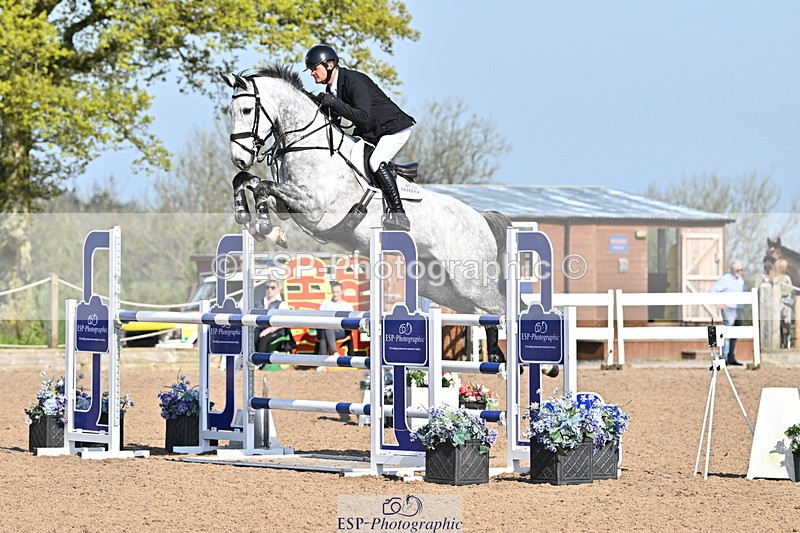 240509A-092554-00551 - Cls 8 Foxhunter