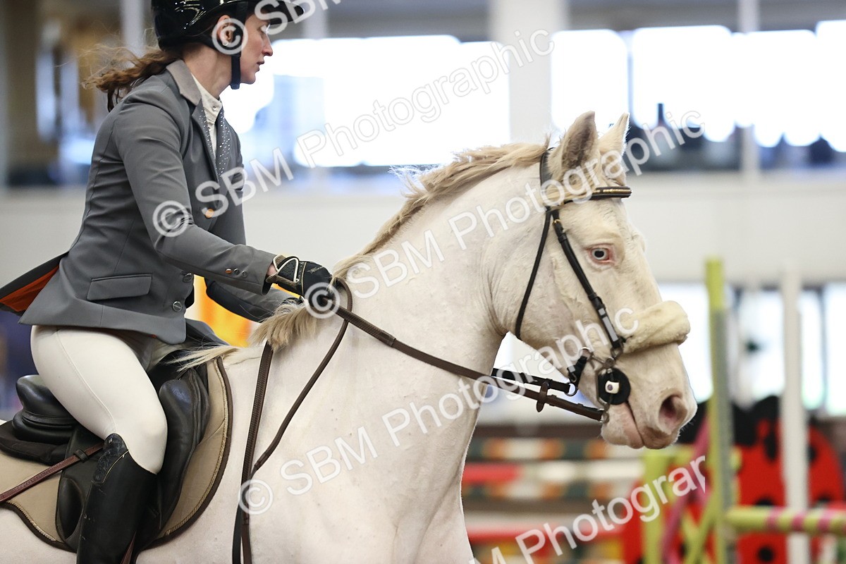 SBM_004548 - Class 15 - Joshua Jones Winter Discovery Championship Qualifier - 1.00m