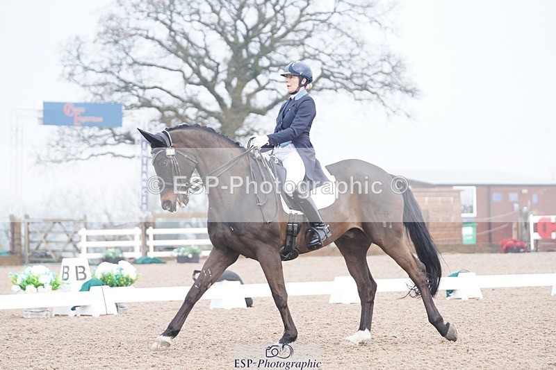 250404-081426-03724 - 018-Louise.Davison-Quamperfect