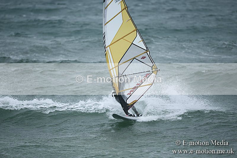 WS 150913-88 - Windsurfing