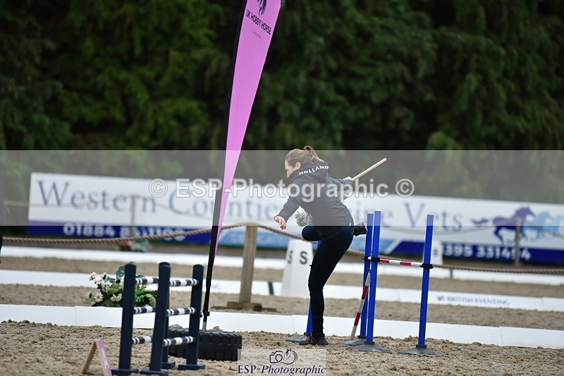 240523-202208-06813 - Hobby Horse Comp