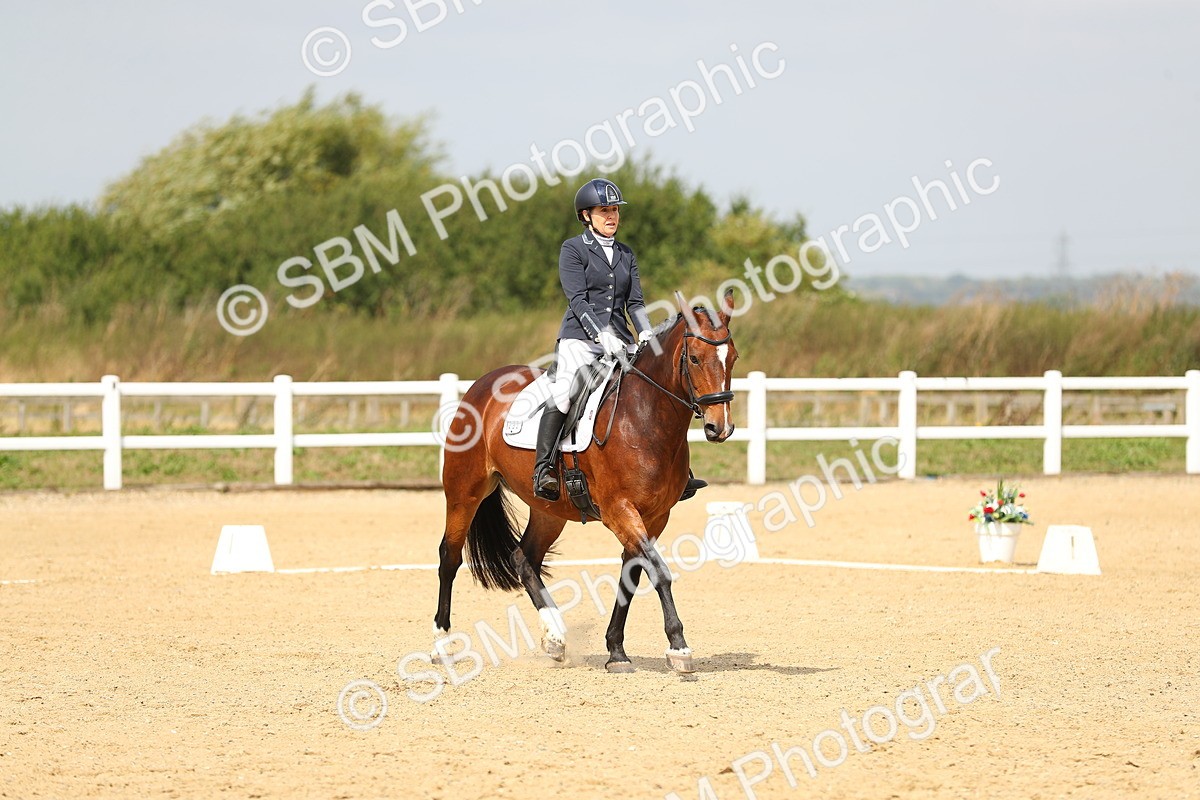 SBM_016462 - Class 13 - Novice 23 - 11.25-12.35