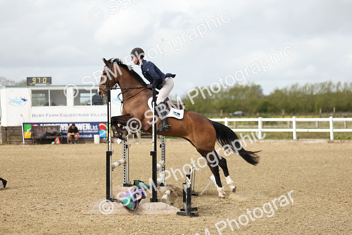 SBM_000182 - Class 1 - Clear Round