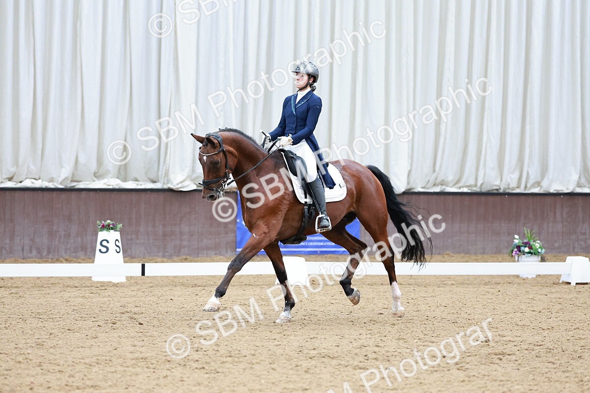 SBM_016412 - Class 5 - FEI INT II - 17.24-18.20
