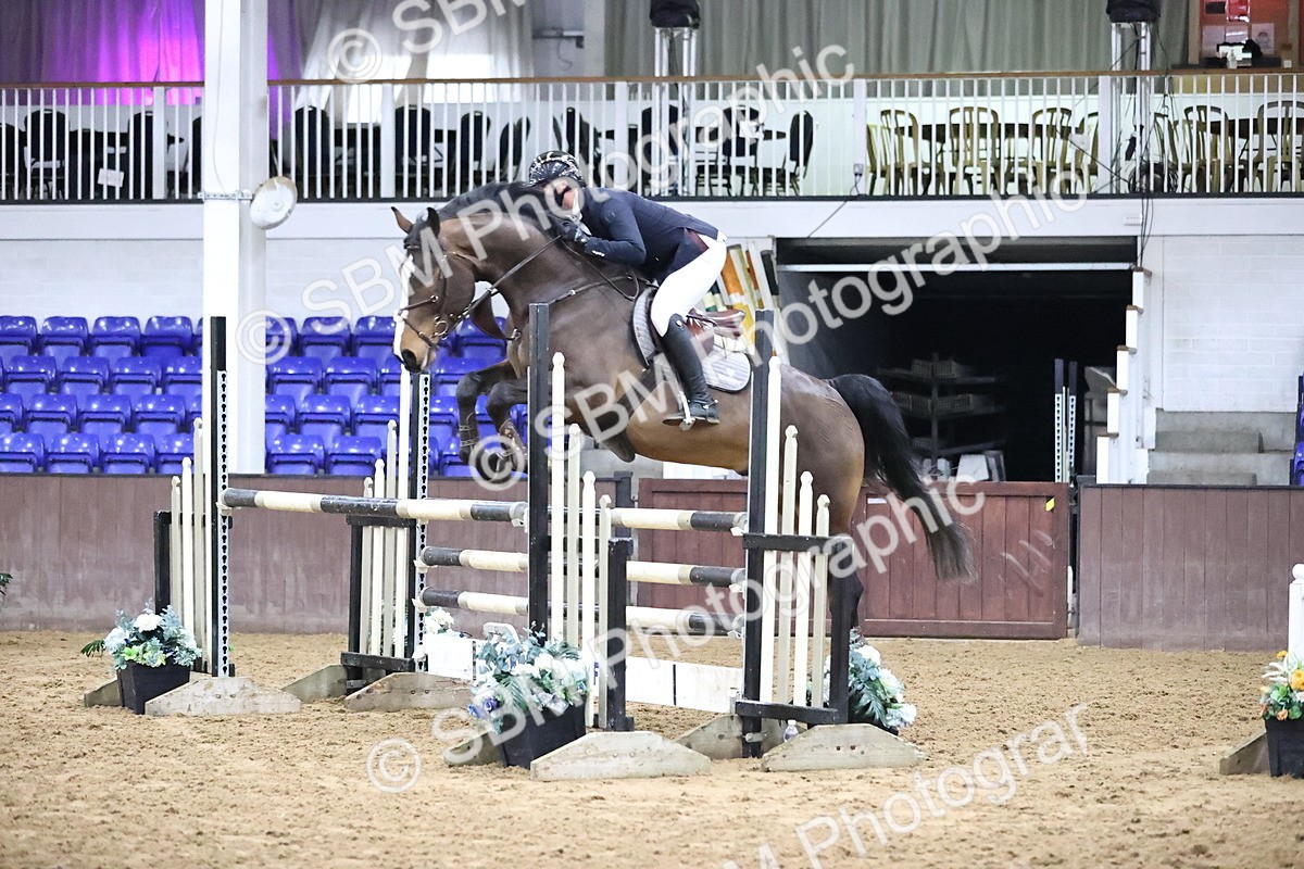 SBM_2723 - Class 9 - Senior Newcomers/ 1.10m Open