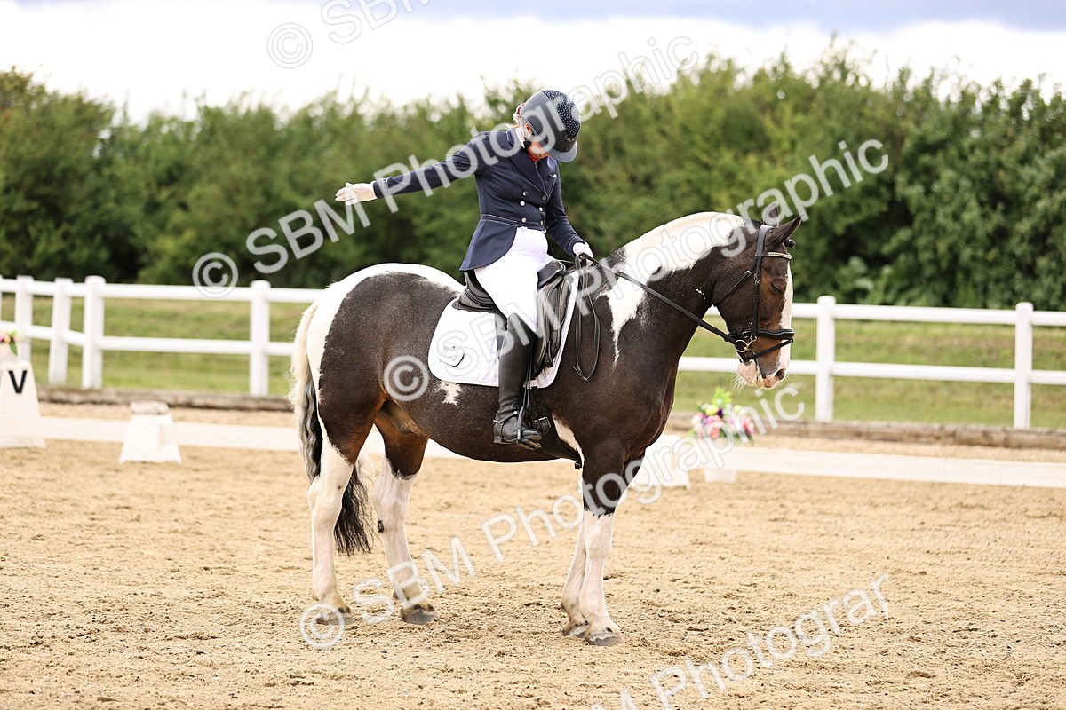 SBM_002131 - Class 2 - Novice 4 - 10.36-11.39