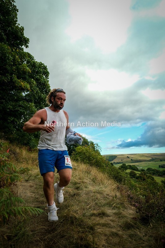 DSCF5489 - Reeth Fell race seniors