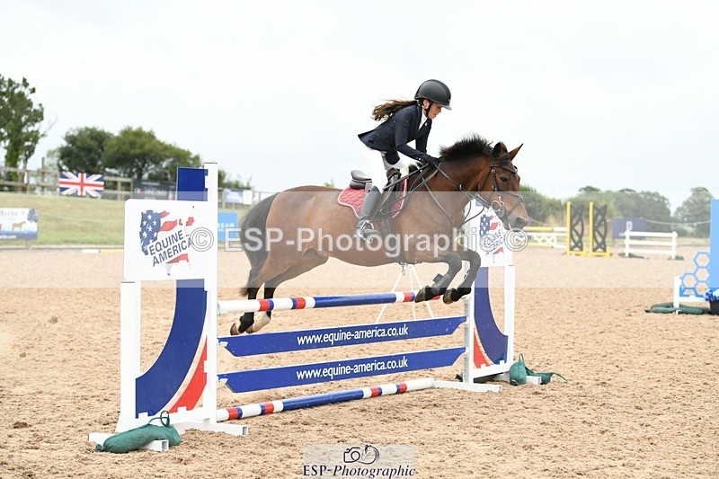 250807-110235-00417 - 90cm Round 1