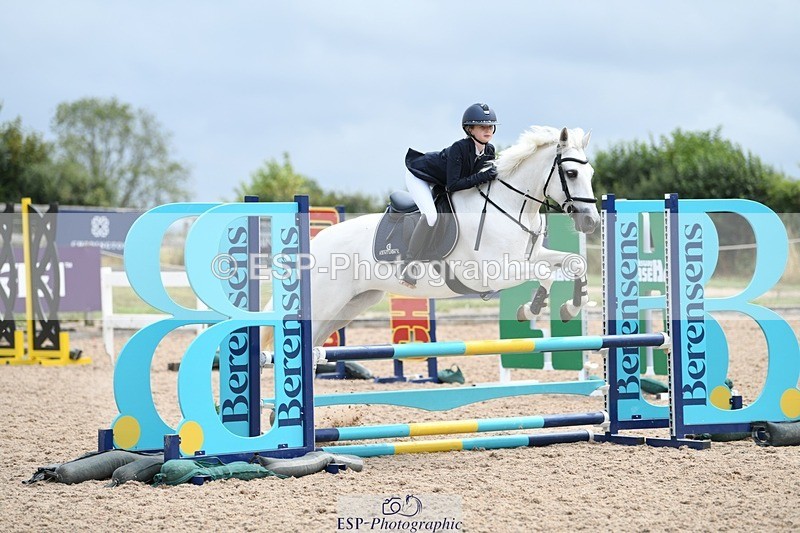 250807-132442-01157 - 80cm Round 2