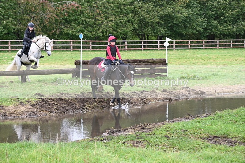 WJ6_6138 - Time at Photographer 12:41 to 13:05