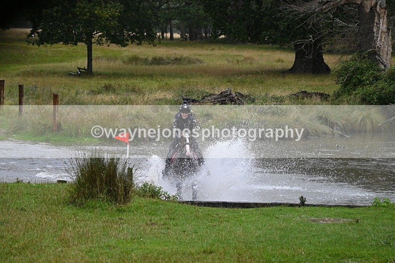 WJ7_9900 - Time at Water 13:33 to 14:59