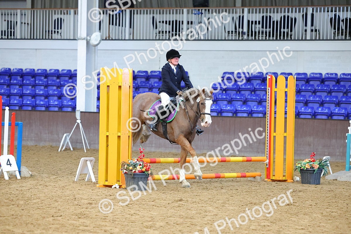 SBM_000070 - Class 1-4 - 40cm Assisted-Non Lead Rein BRC Champs