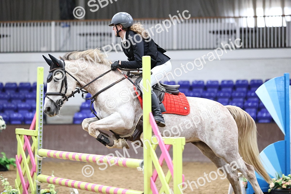 SBM_001101 - Class 5 - Blue Chip Pony Newcomers 1.00m Open