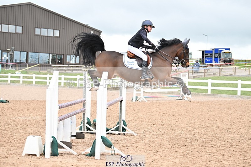 240309A-125801-01060 - Cls 8 Pony Newcomers and 1m Open