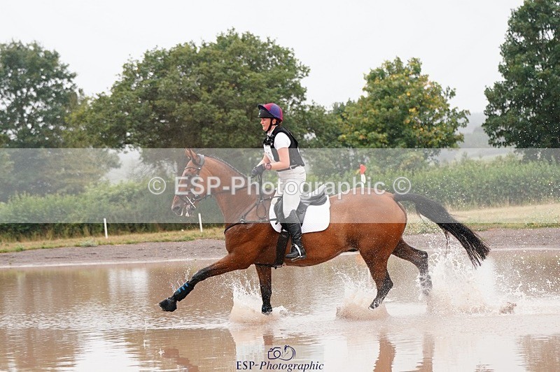 250803A-131132-13789 - M-576-Ella.Otto-SUMMERBRIDGE.TIPP