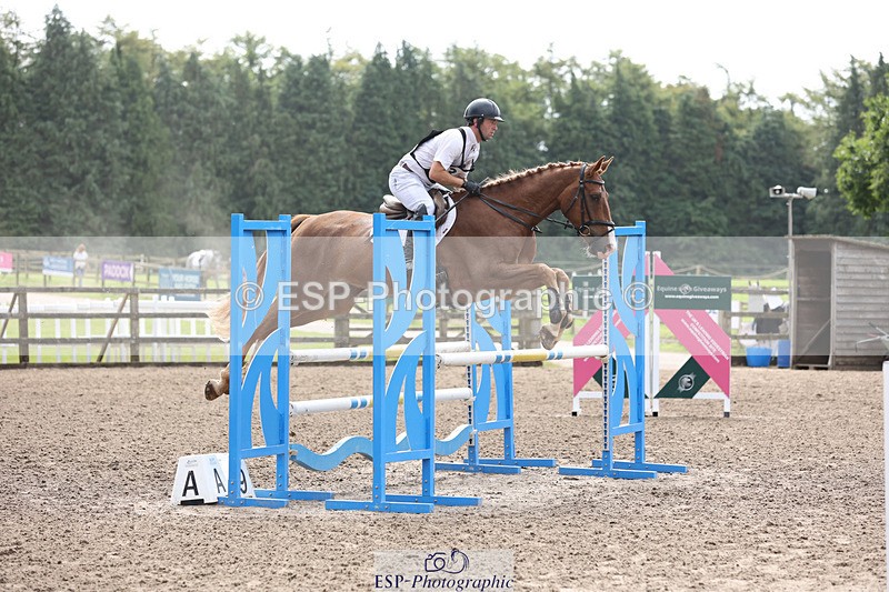 240804-102737-11068 - 351-Rupert_Batting-COOMBELAND_CEVIN