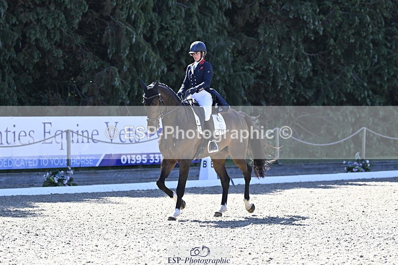 250522A-101120-02621 - B-310-Kitty.King-LISCARROW.FERNHILL