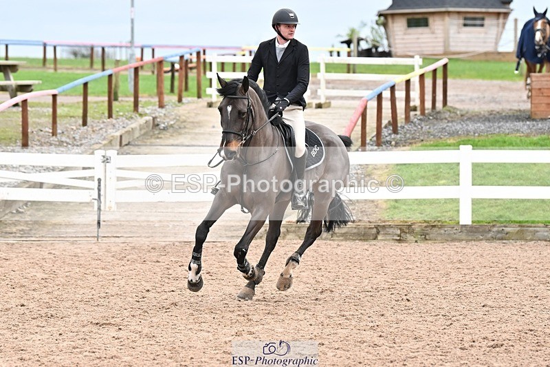 250112-131456-01411 - Cls 20 Newcomers and 1.10m Open