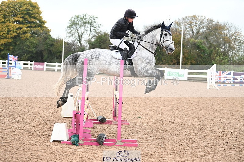 241023A-111052-00480 - Cls 1 British Novice and 90cm Open