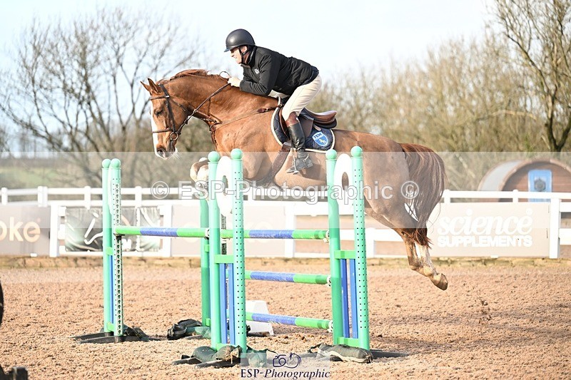 251206-141027-01249 - Cls 13 Snr Foxhunter and 1.20m