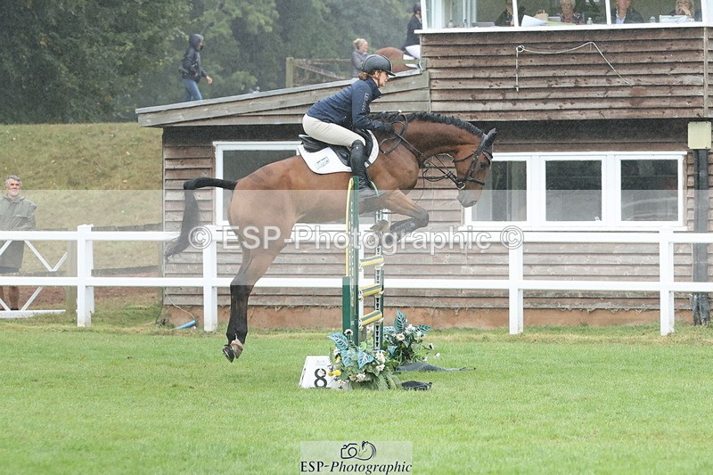 250830A-131956-06635 - Cls 16 Snr Newcomers and 1.10m Open