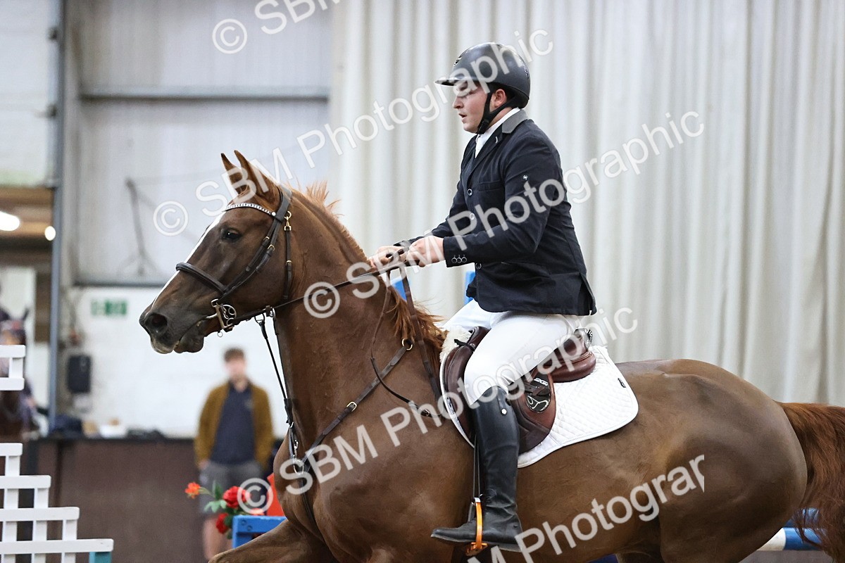SBM_003445 - Class 11 - Senior Newcomers 1.10m