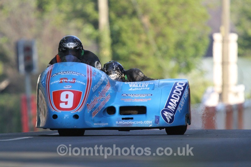 IMG_5493 - Thursday Practice - TT 2013 Side Car