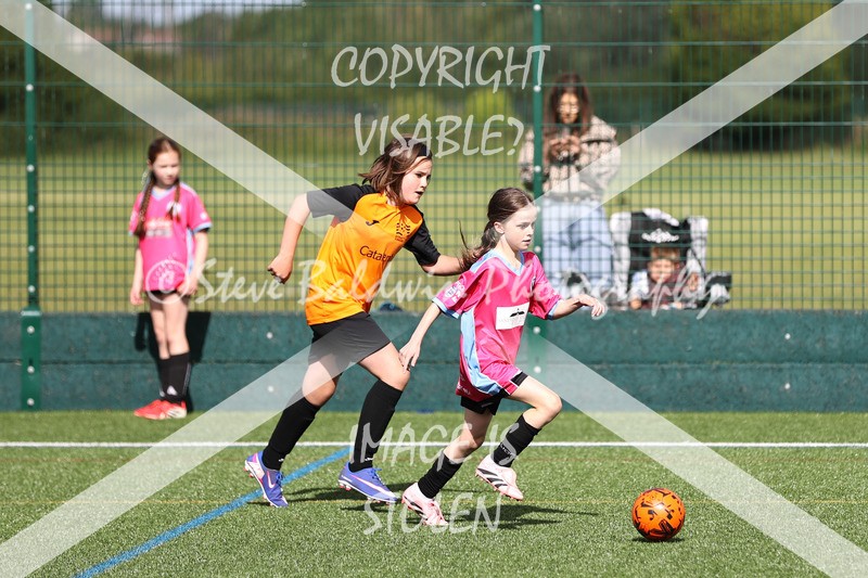 1DX30177 - Sat 13th U9 Girls