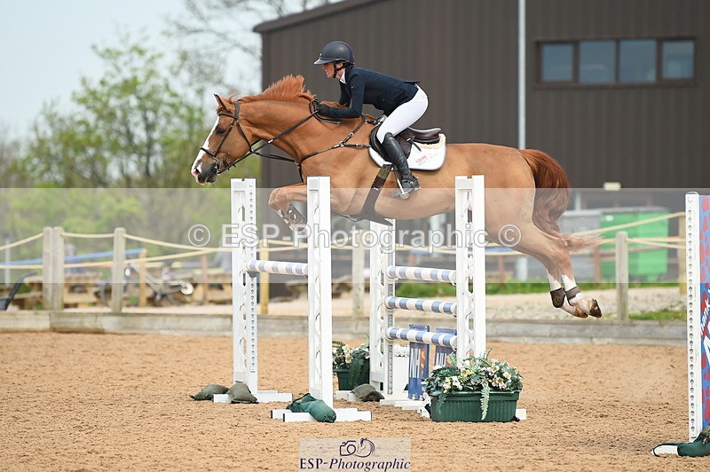 230504A-101644-00569 - Cls 8 Snr Foxhunter