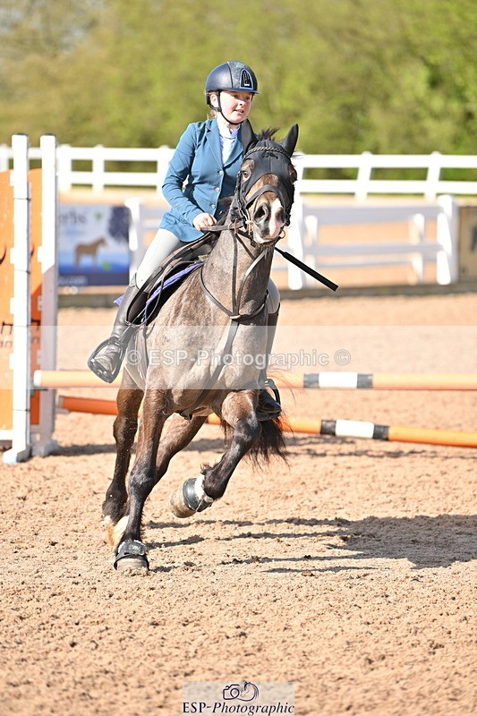 240504A-092344-00113 - Cls 11 Clear Round 50cm