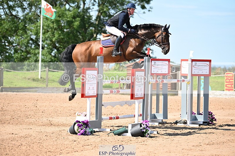 240718A-105910-04696 - Cls 1, 3 Star Small Tour 1.35m