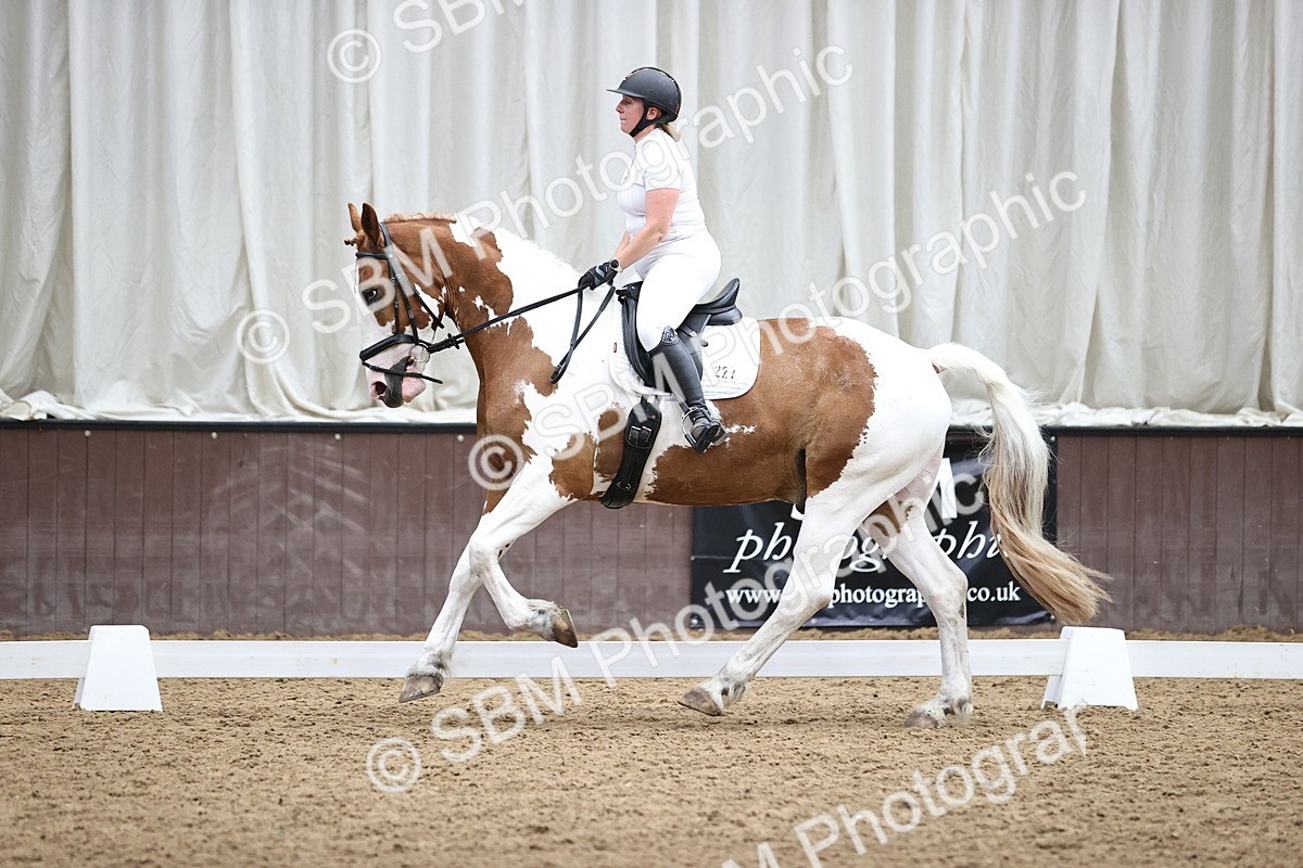 SBM_003125 - Novice 4 - 14.47-16.34