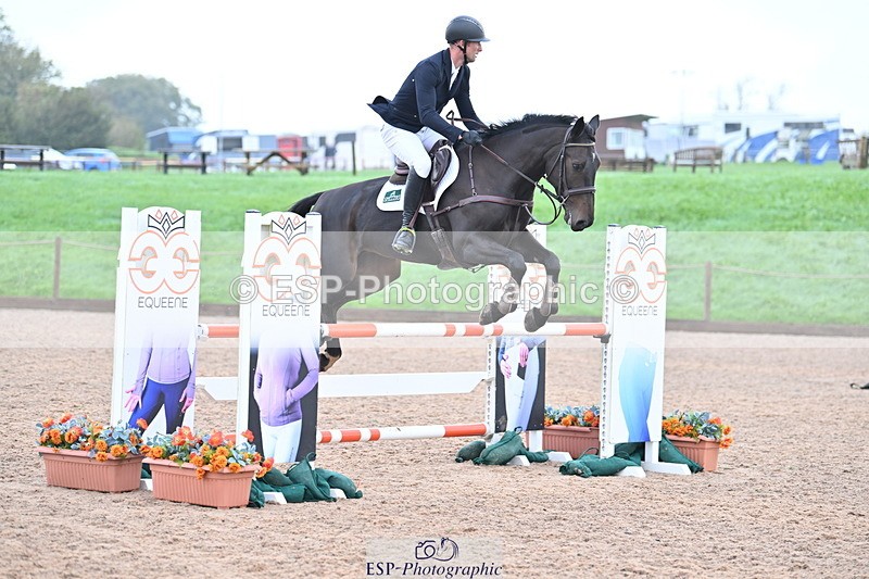 231013A-101045-01118 - Cls 7 Discovery & 1m Open