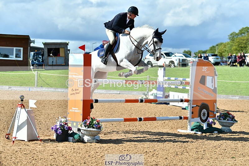 230723A-165236-13696 - Cls 8, 2 Star Medium 1.35m