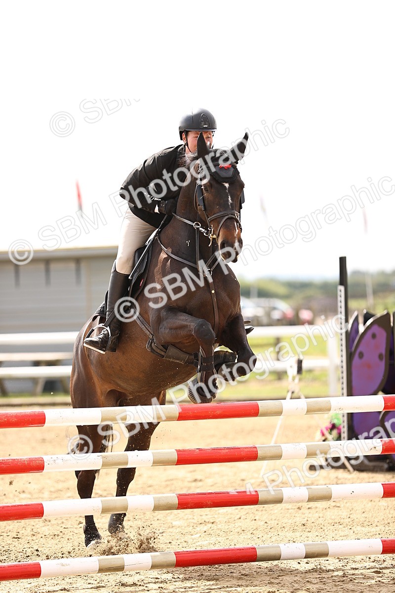 SBM_002045 - Class 10 - Senior British Discovery - 1.00m
