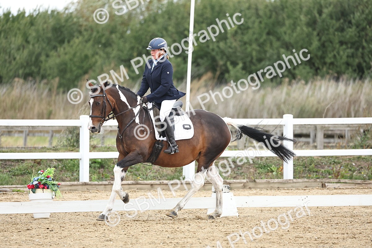 SBM_003881 - Class 8 - Novice 3 Champs