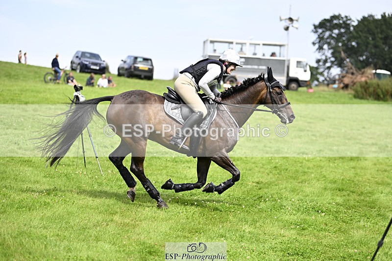 240804-154955-18416 - 608-Heather_Johnson-MUNDUS_MEUS