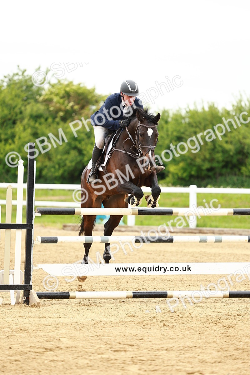 SBM_000970 - Class 5 - Senior Foxhunters - 1.20m