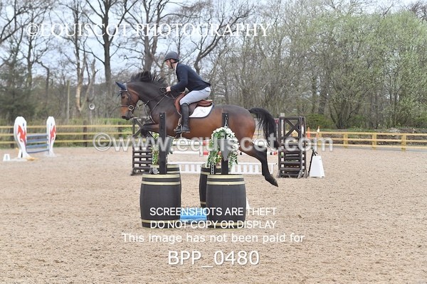 BPP_0480 - CLASS 4 FRI Senior Newcomers/ 1.10m Open