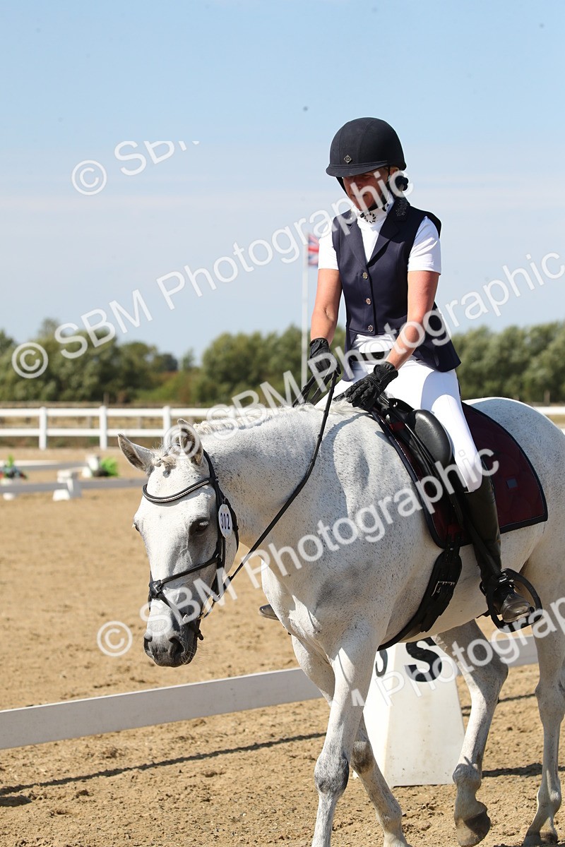 SBM_004259 - Class 11 - Novice 5 - 10.24-11.20