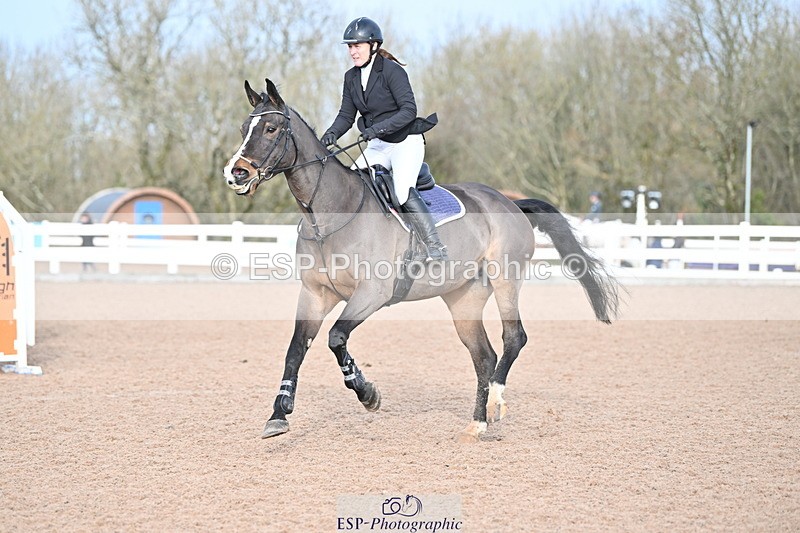 231208A-112901-00488 - Cls 4 Snr 1.05m Open