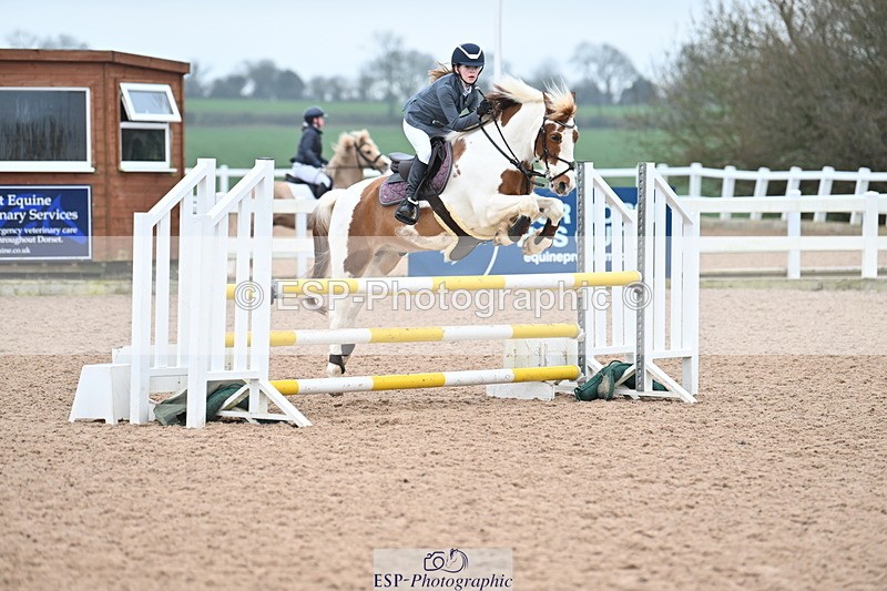 240128A-112724-00527 - Cls 3 Pony Discovery and 90cm Open