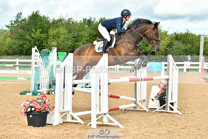 230813A-111521-11688 - Cls 40 A&B Senior Discovery & 1m Open