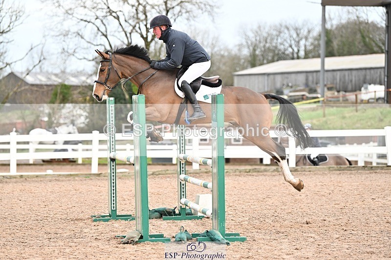 241206-112923-00486 - Cls 4 Snr 1.05m Open