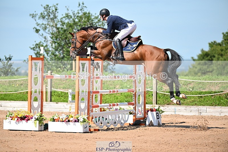 240718A-104338-04614 - Cls 1, 3 Star Small Tour 1.35m