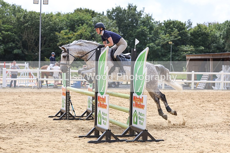 3E7A3976 - Class 10: 90 cm open