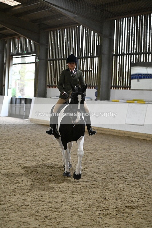 WJ7_4050 - Class 17 Ridden Cob