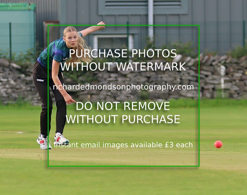 533A5618 - Kendal Cricket Women & Girls vs Carnforth Cricket Women & Girls (28/5/26)