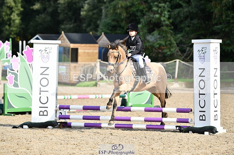 251004A-114841-00755 - Classes 4 & 5 50cm